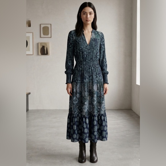 Michael Kors Dresses & Skirts - Michael Kors Long Sleeve V-Neck Navy Floral Maxi Dress